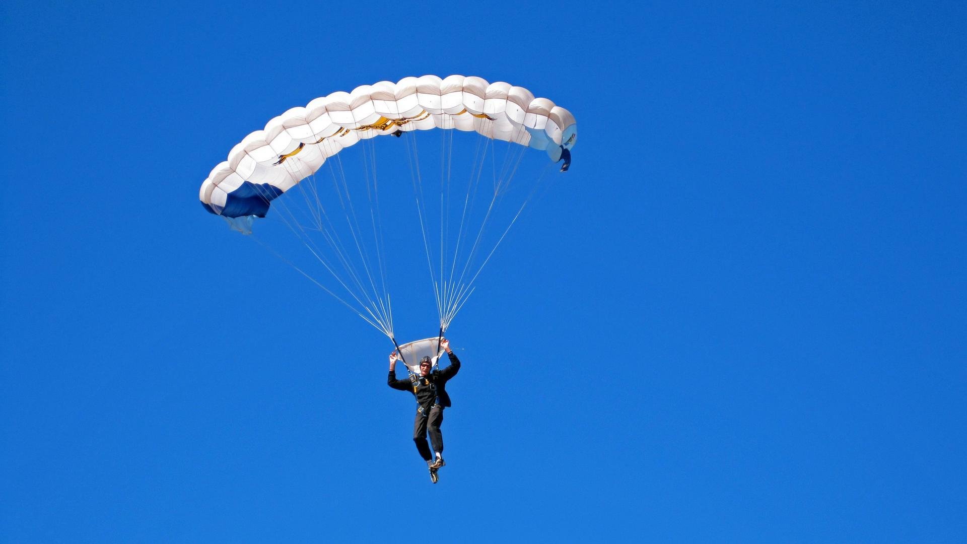 开云中国大陆-帕尔马官方创立青训学院，力求培养未来球星，帕尔马教练