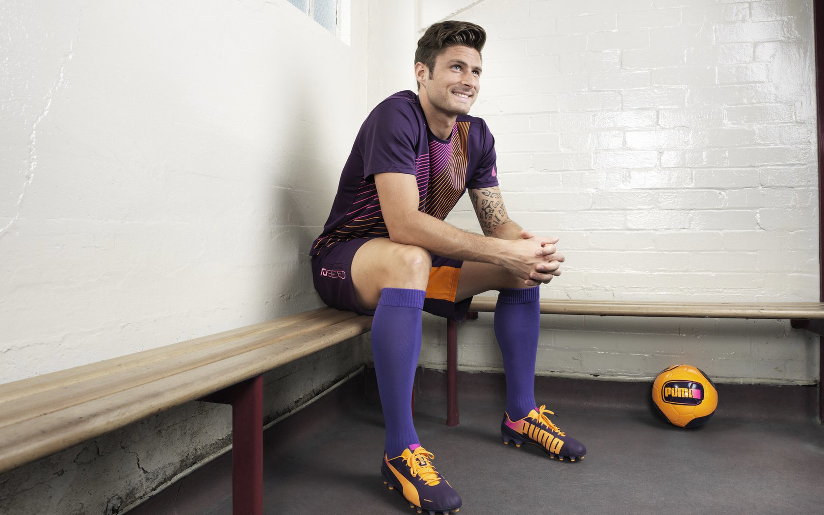 kaiyun官方入口登录-精彩游泳水中转身技巧引关注，游泳水里怎么转身